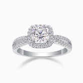 Anillo halo doble pavé cushion con split shank, white gold vermeil