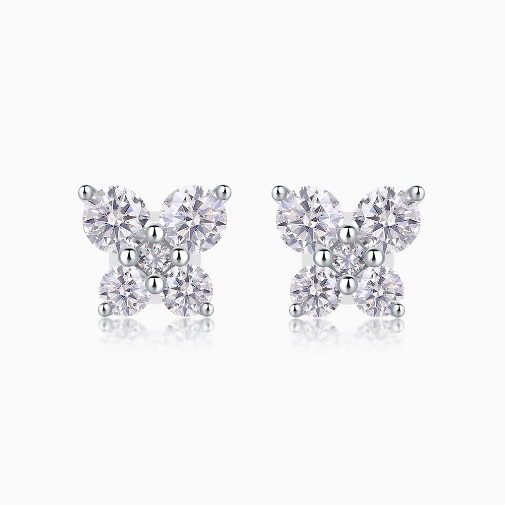 Four-stone clover moissanite stud earrings in white gold vermeil, round stones