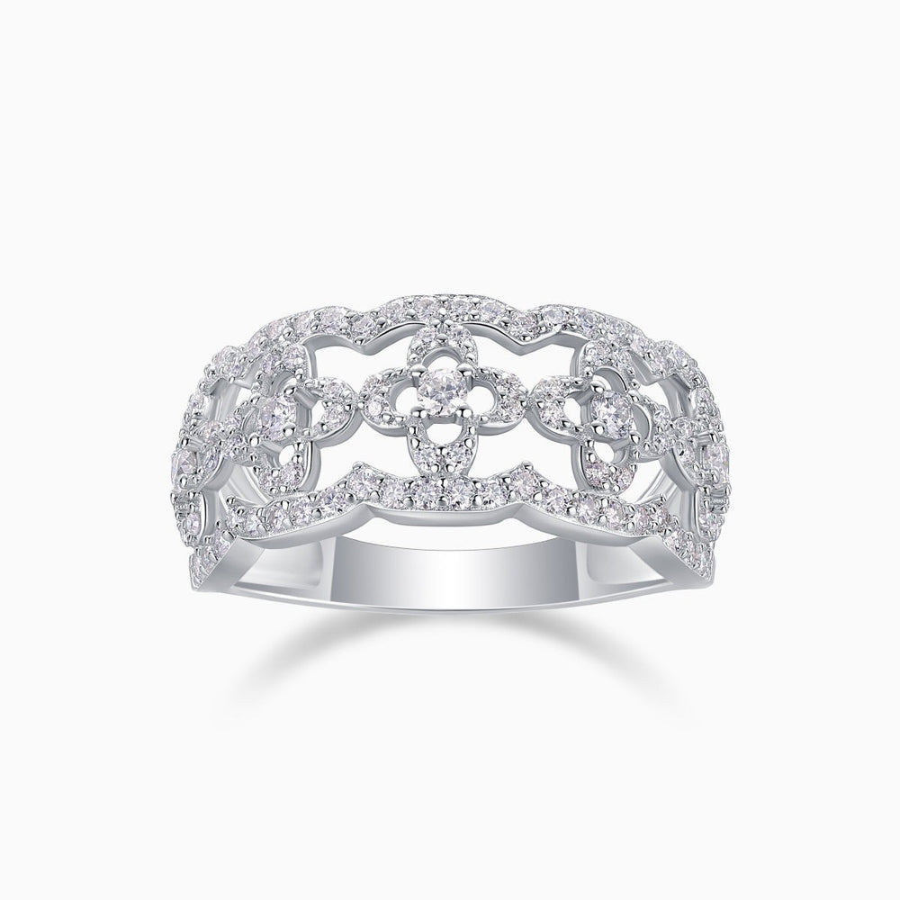 White gold vermeil moissanite band ring, hollow-cut lattice with pavé sparkle