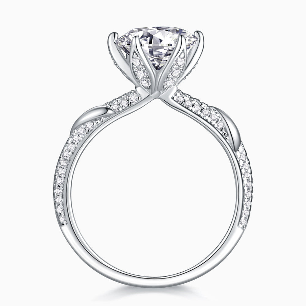 Round center moissanite with pavé split shank and double-set prongs, white gold vermeil