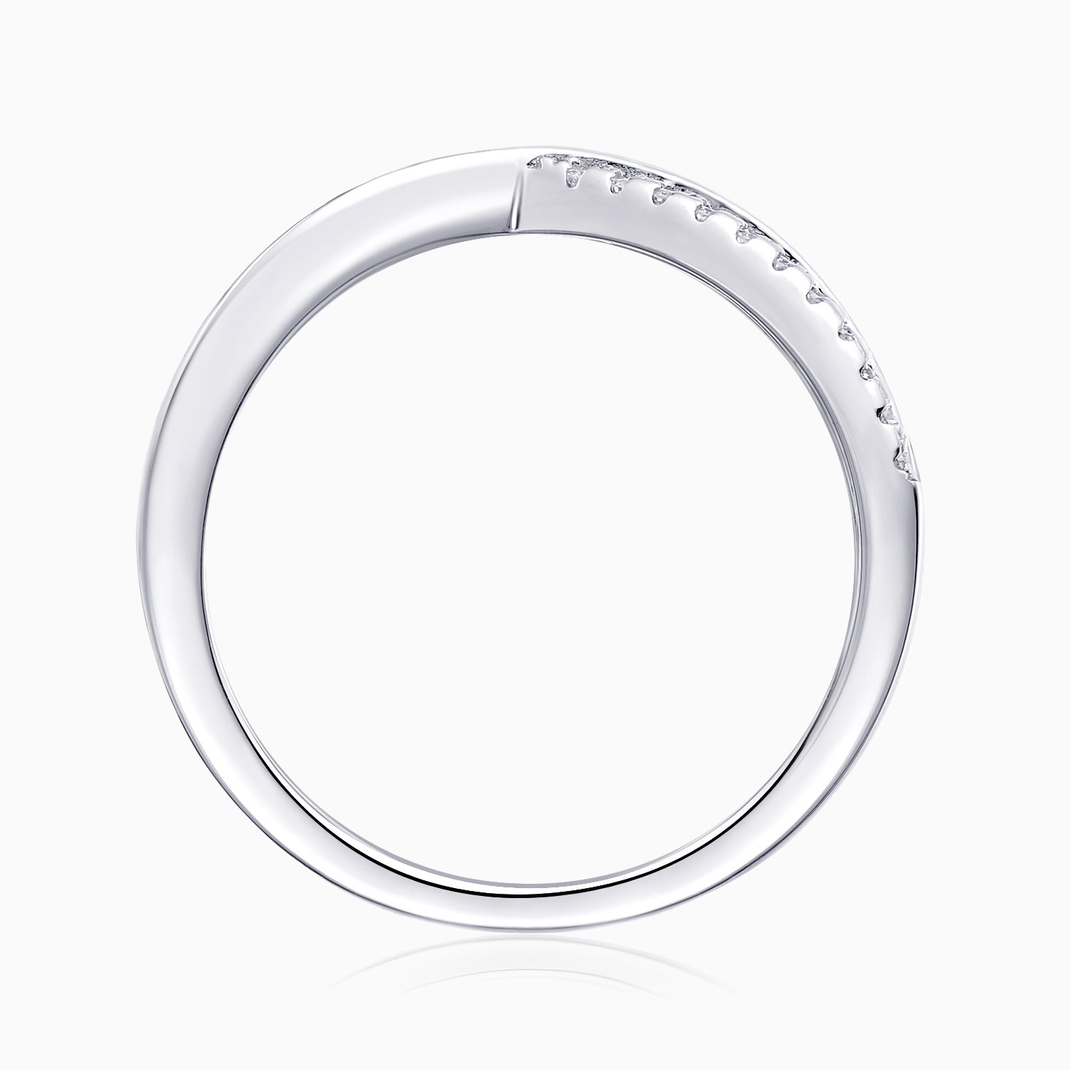 Profil intérieur de la bague croisée en or blanc vermeil, anneau lisse