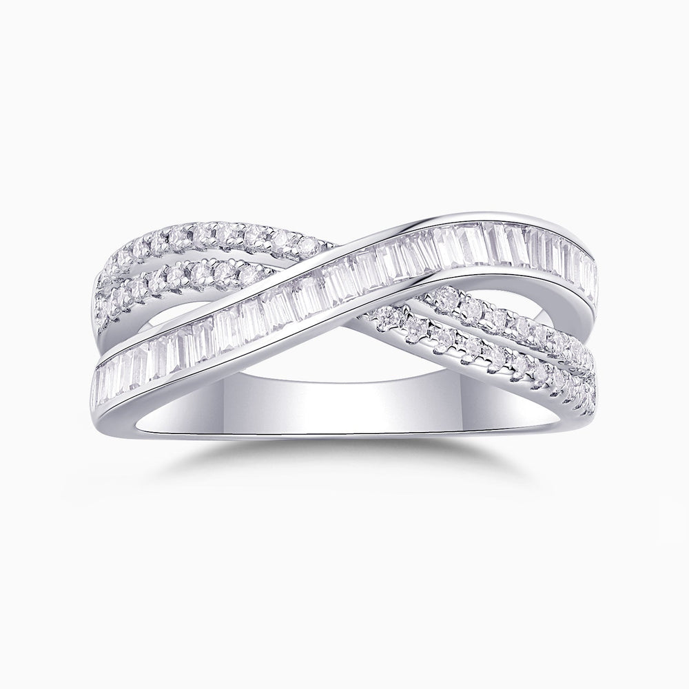 Bague croisée baguette et pavé en or blanc vermeil, pierres facettées