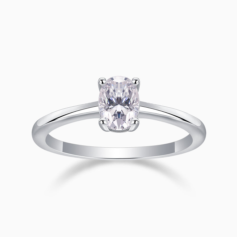 Ovaler Solitär-Moissanit-Ring in White-Gold-Vermeil, vierfassige Zargen