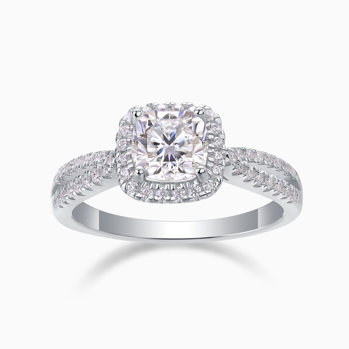 Anillo halo doble pavé cushion con split shank, white gold vermeil
