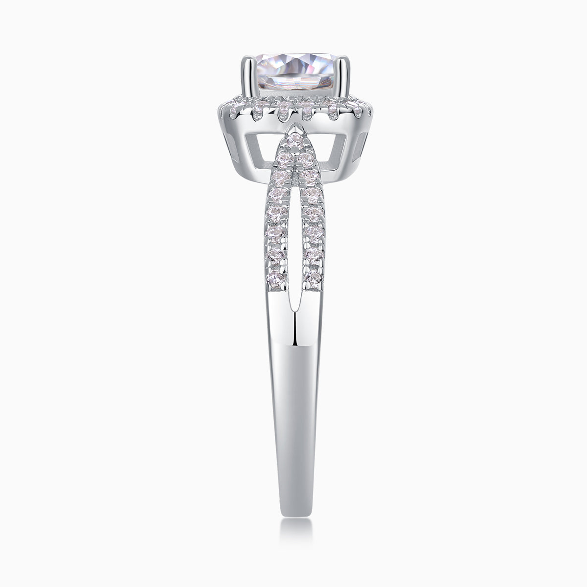 Anillo halo doble pavé cushion con engastes rectangulares y pavé en banda, white gold vermeil