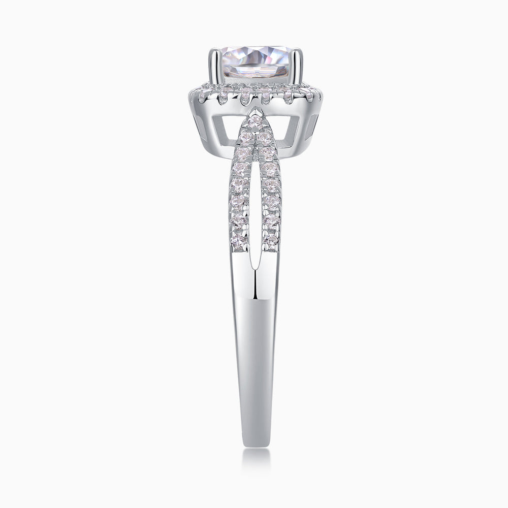 Anillo halo doble pavé cushion con engastes rectangulares y pavé en banda, white gold vermeil