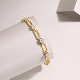 Moissanite Paperclip Chain Armband, Gelbgold-Vermeil, Detailansicht der rechteckigen Glieder