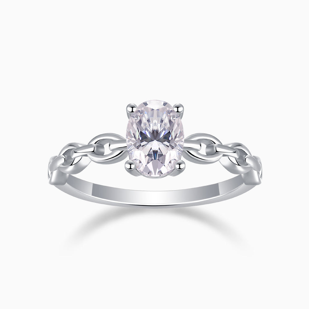 Oval moissanite chain link band ring in white gold vermeil, oval center stone