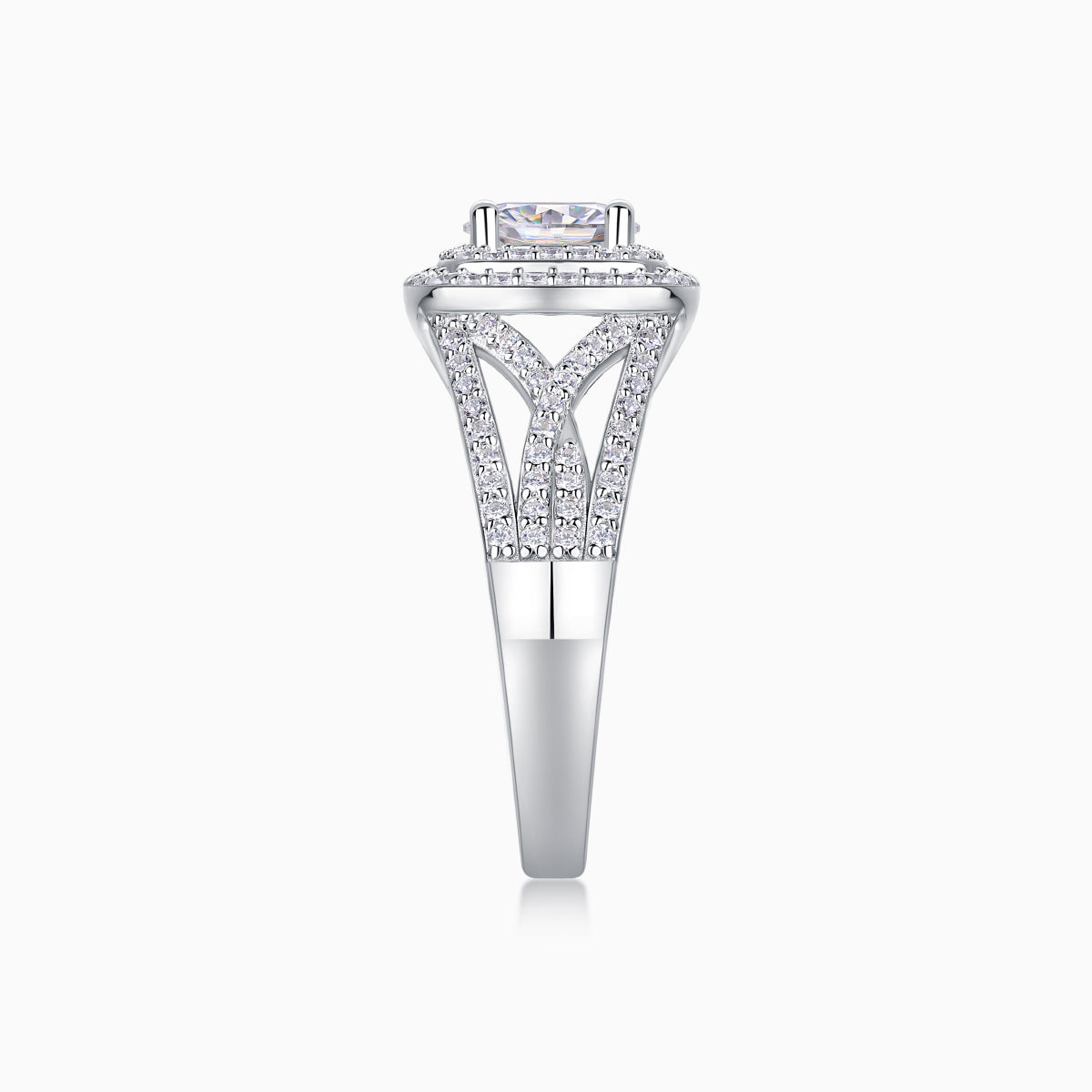 White gold-plated engagement ring, cushion center with openwork side pattern