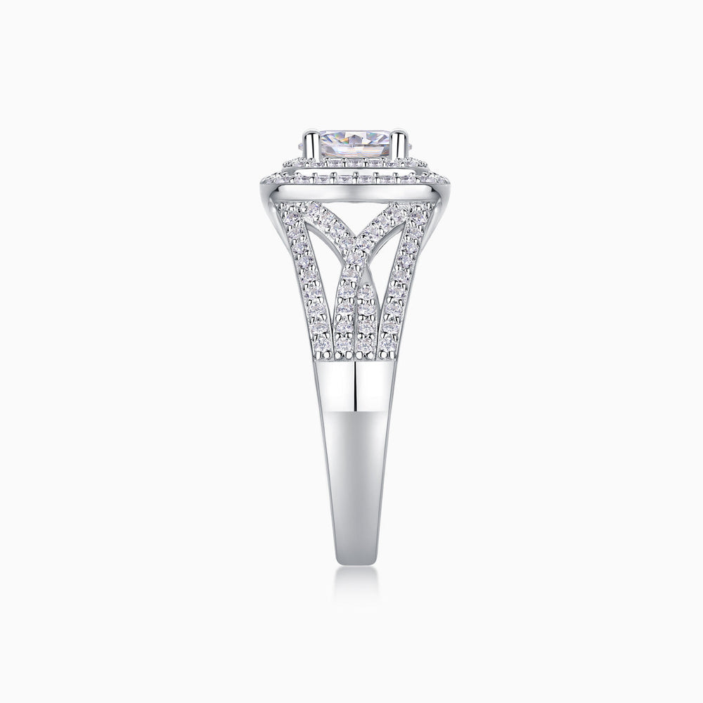 White gold-plated engagement ring, cushion center with openwork side pattern