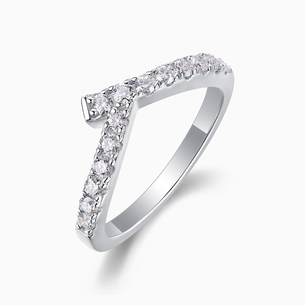 Curved pavé moissanite band in white gold vermeil, raised round stone settings