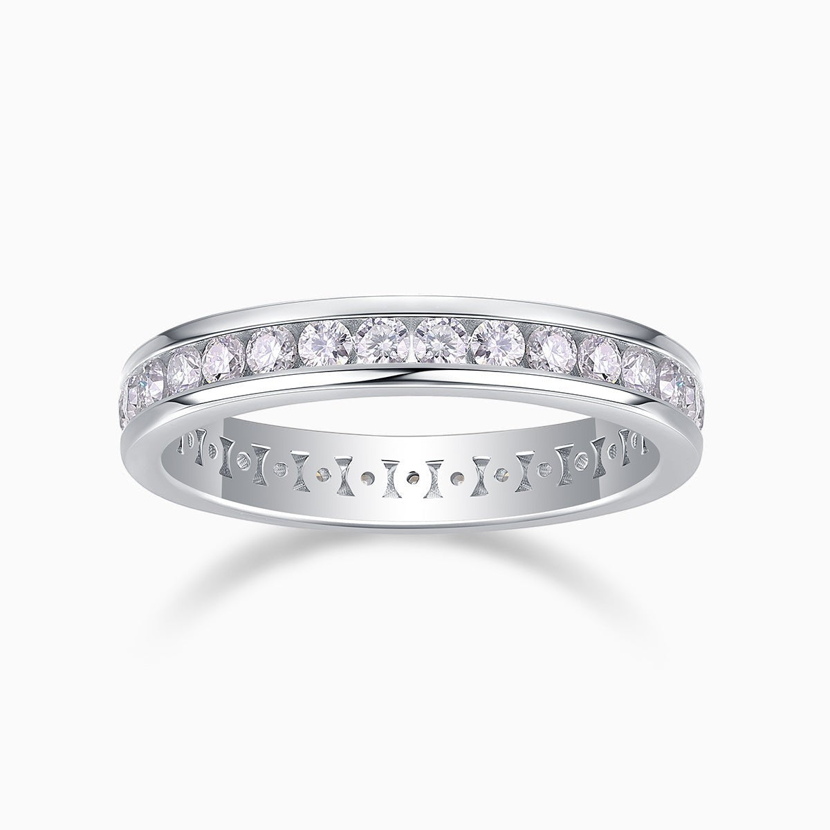 Round moissanite eternity band in white gold vermeil, full row of round stones