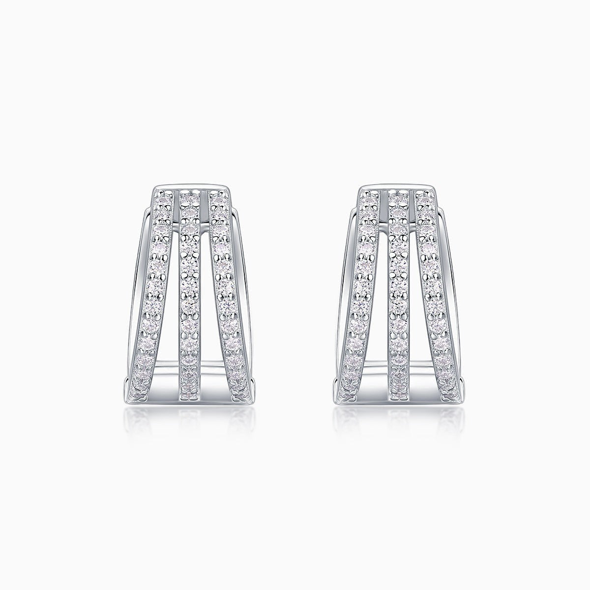 Moissanite Split Huggie-Earrings, U-förmige Fassung mit Reihe runder Steine