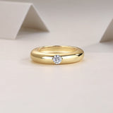 Solitaire Moissanite Bandring, Gelbgold-Vermeil, flaches Band mit Solitärstein